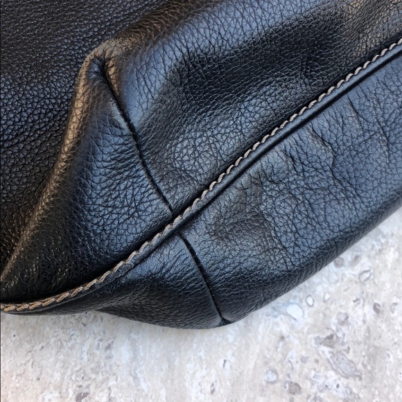 TIGNANELLO Black Pebble Leather Shoulder Bag - Picture 8 of 16